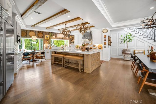 5558 Hoback Glen Road, Hidden Hills, CA 91302