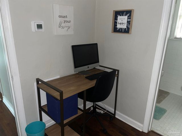 1001 Rue Max St, Pensacola, FL 32507