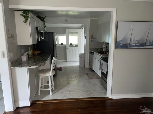 1001 Rue Max St, Pensacola, FL 32507