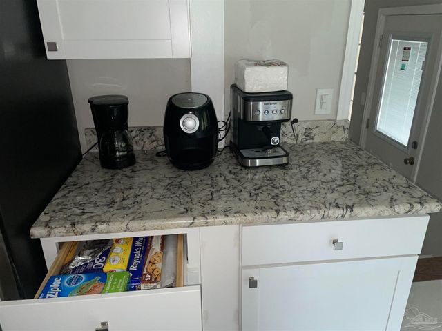 1001 Rue Max St, Pensacola, FL 32507