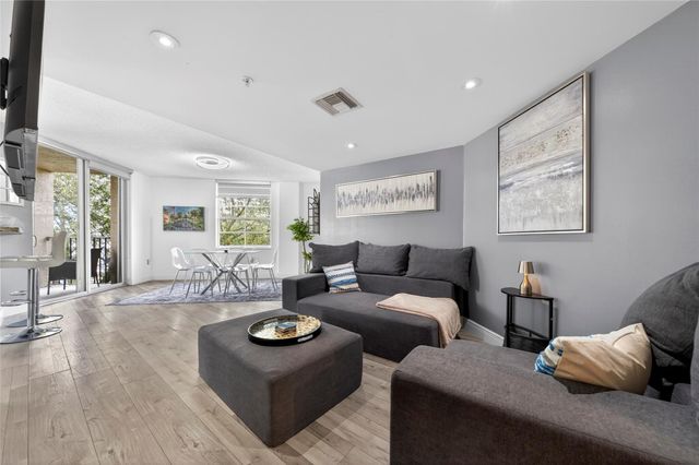 520 SE 5th Avenue 2404, Fort Lauderdale, FL 33301