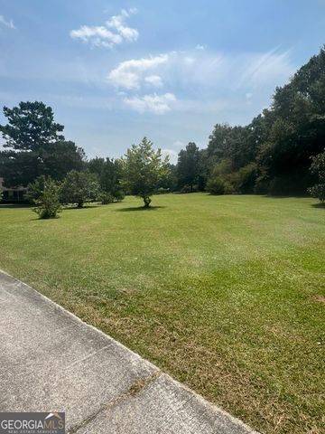 64 Lake Drive, Manchester, GA 31816