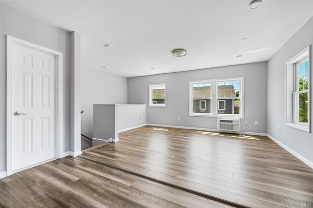 108 N Kensico Avenue 4A, White Plains, NY 10604