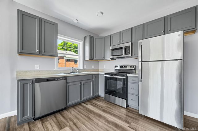 108 N Kensico Avenue 4A, White Plains, NY 10604