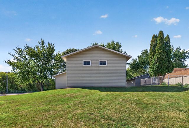 14310 14th Avenue N, Plymouth, MN 55447