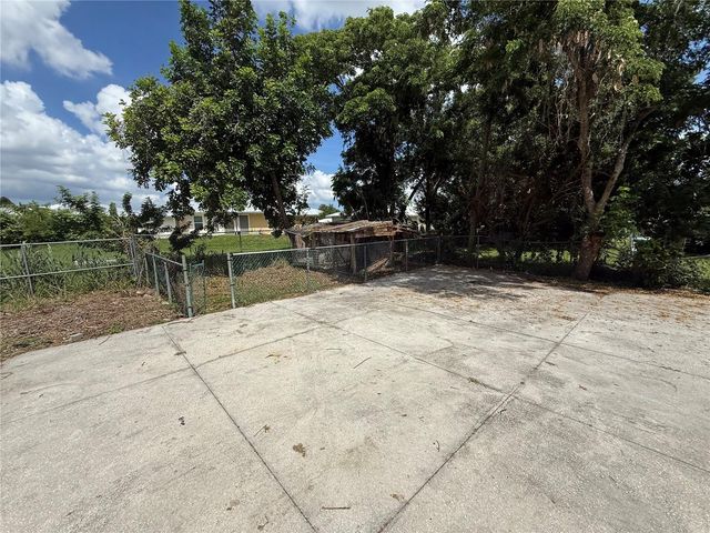 3124 11TH STREET COURT E, Bradenton, FL 34208