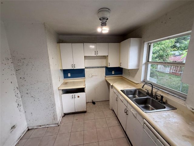 3124 11TH STREET COURT E, Bradenton, FL 34208