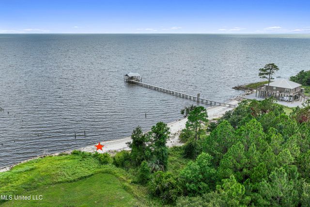 5721 Belle Fontaine Drive, Ocean Springs, MS 39564