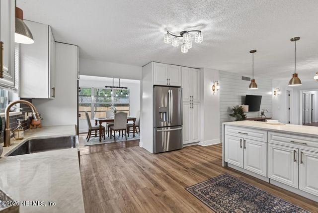 2911 CADIZ Avenue, Jacksonville, FL 32217