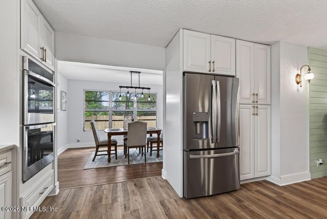 2911 CADIZ Avenue, Jacksonville, FL 32217