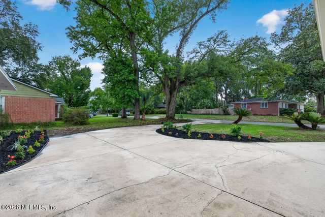 2911 CADIZ Avenue, Jacksonville, FL 32217