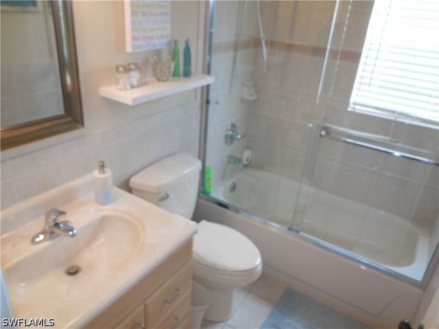114 Quail Forest BLVD 7, Naples, FL 34105