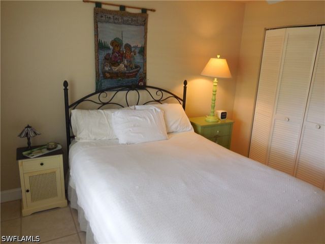114 Quail Forest BLVD 7, Naples, FL 34105