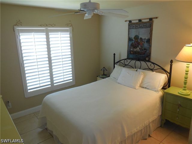 114 Quail Forest BLVD 7, Naples, FL 34105