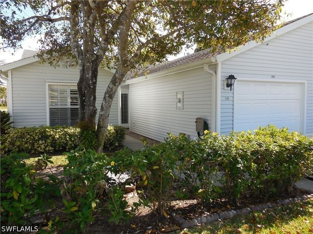 114 Quail Forest BLVD 7, Naples, FL 34105