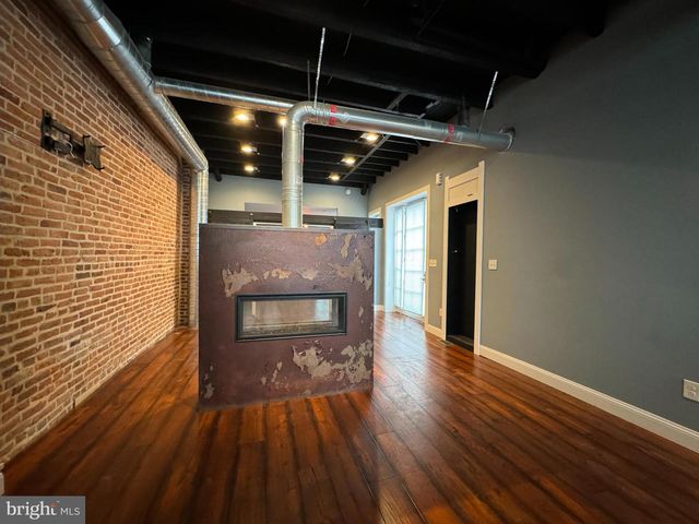 1143 HULL ST, Baltimore, MD 21230