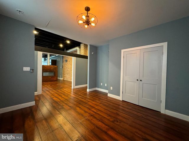 1143 HULL ST, Baltimore, MD 21230