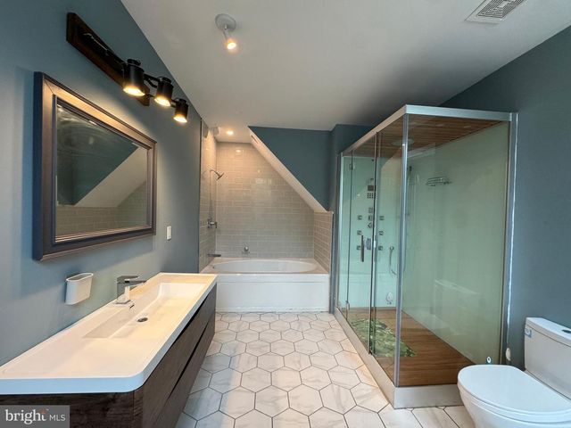 1143 HULL ST, Baltimore, MD 21230