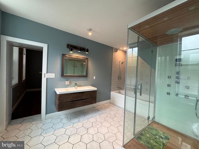 1143 HULL ST, Baltimore, MD 21230