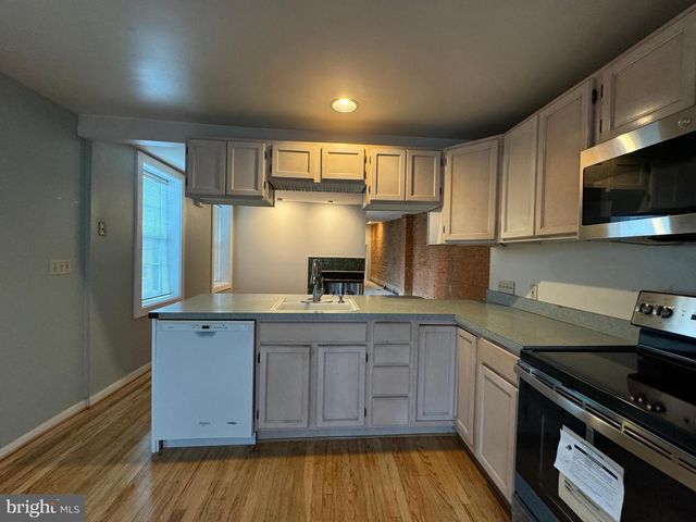 1143 HULL ST, Baltimore, MD 21230