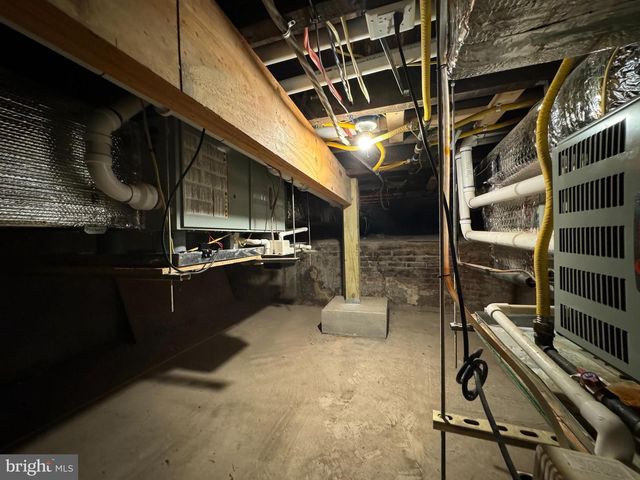 1143 HULL ST, Baltimore, MD 21230