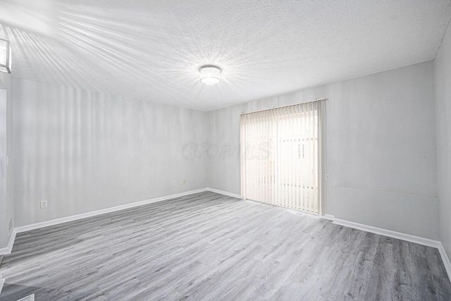 97 Tarryton Court W, 19H, Columbus, OH 43228