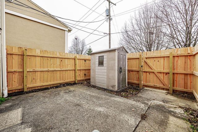 97 Tarryton Court W, 19H, Columbus, OH 43228