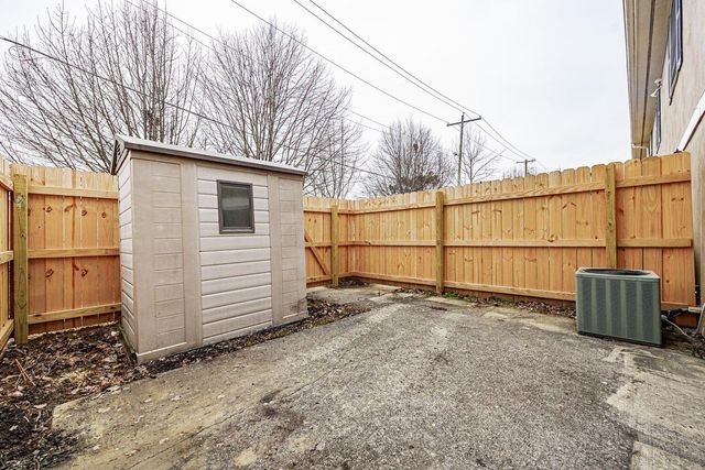 97 Tarryton Court W, 19H, Columbus, OH 43228