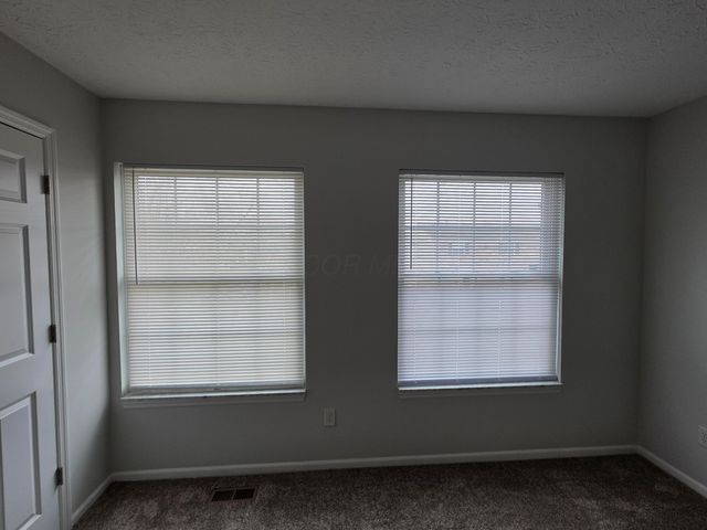 97 Tarryton Court W, 19H, Columbus, OH 43228