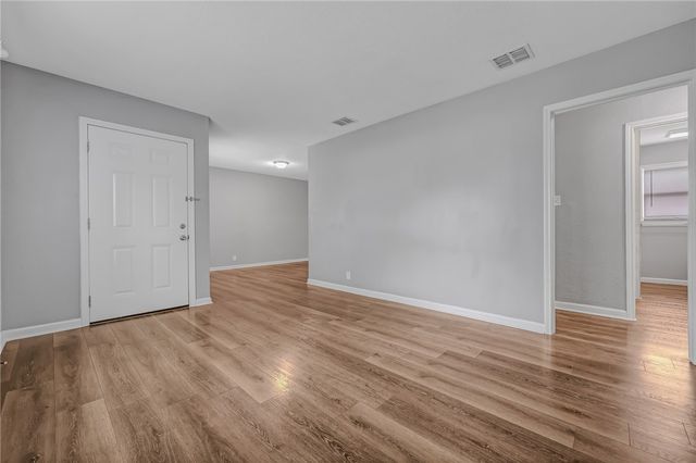 1046 Chamberlain St, Corpus Christi, TX 78404