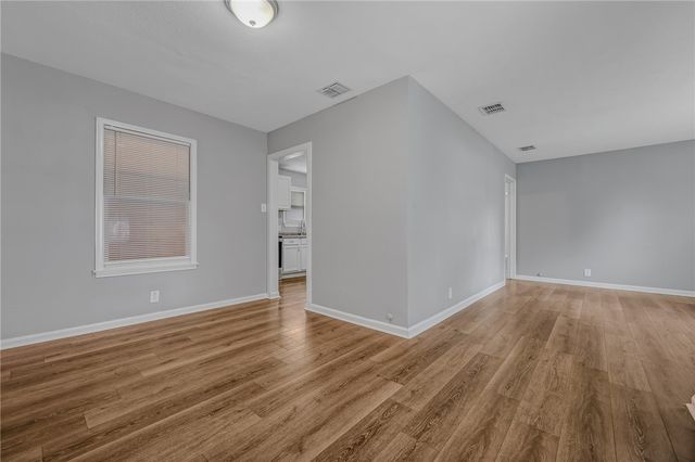 1046 Chamberlain St, Corpus Christi, TX 78404