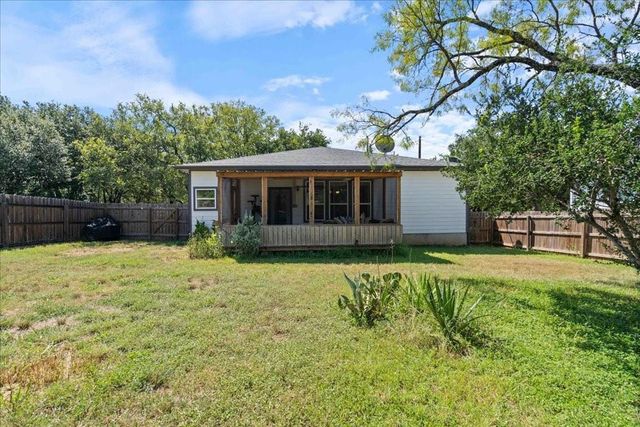 306 Songwood DR, Spicewood, TX 78669