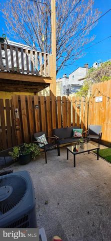 235 S DUNCAN ST, Baltimore, MD 21231