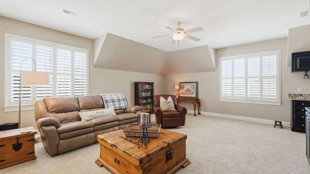 3833 Somers Ln, Thompsons Station, TN 37179