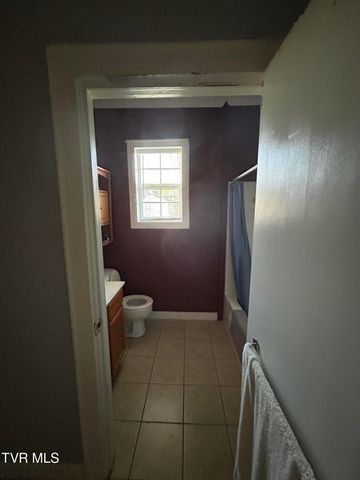 2330 East Side Avenue, Johnson City, TN 37601