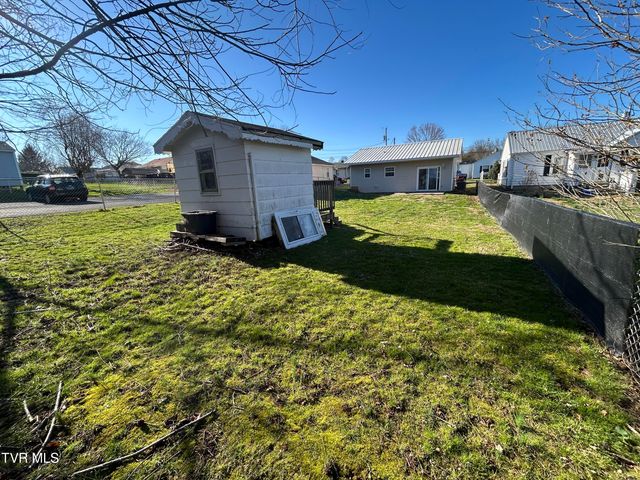 2330 East Side Avenue, Johnson City, TN 37601