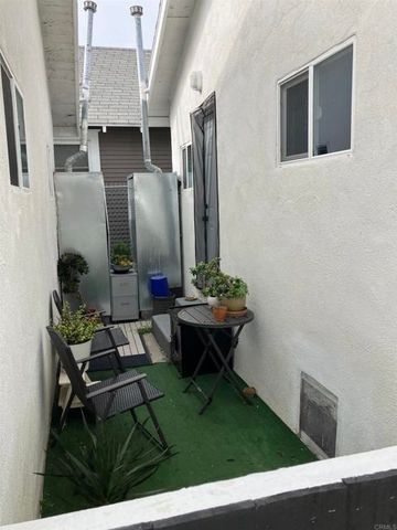 2411 L Street, San Diego, CA 92102