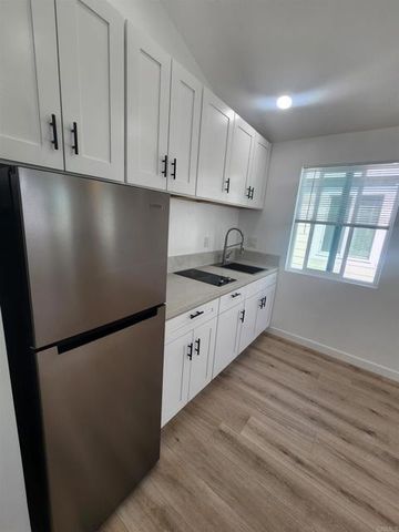 2411 L Street, San Diego, CA 92102