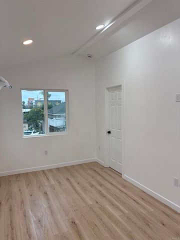 2411 L Street, San Diego, CA 92102