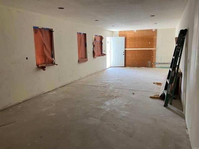 2411 L Street, San Diego, CA 92102