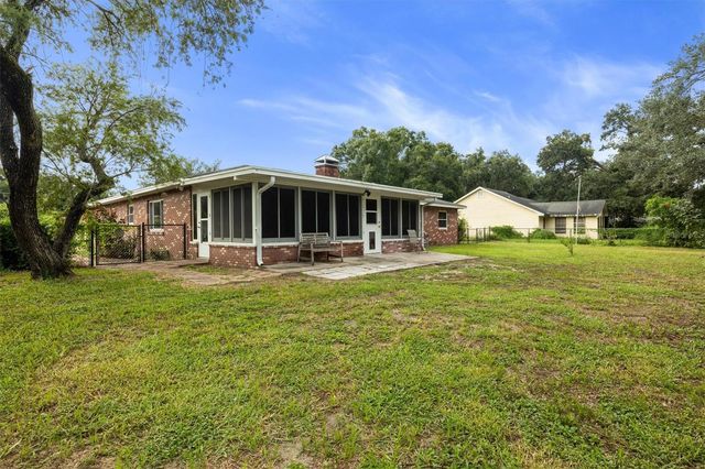 105 SOUTH COURT, Auburndale, FL 33823