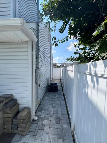 43 Crescent Street, Hicksville, NY 11801