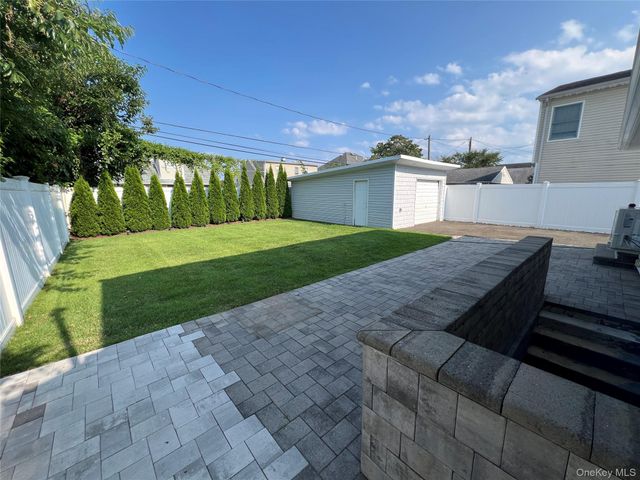 43 Crescent Street, Hicksville, NY 11801