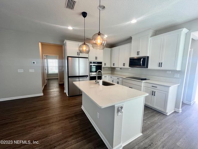 2117 HAWKEYE Place, Fleming Island, FL 32003