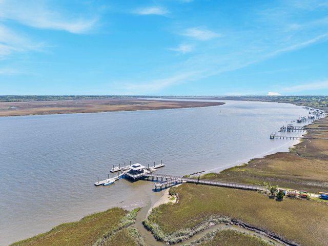 2322 Lenwick Hall Lane, Johns Island, SC 29455