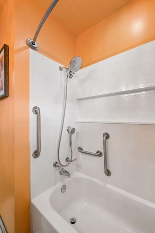 671 Como Avenue, Saint Paul, MN 55103