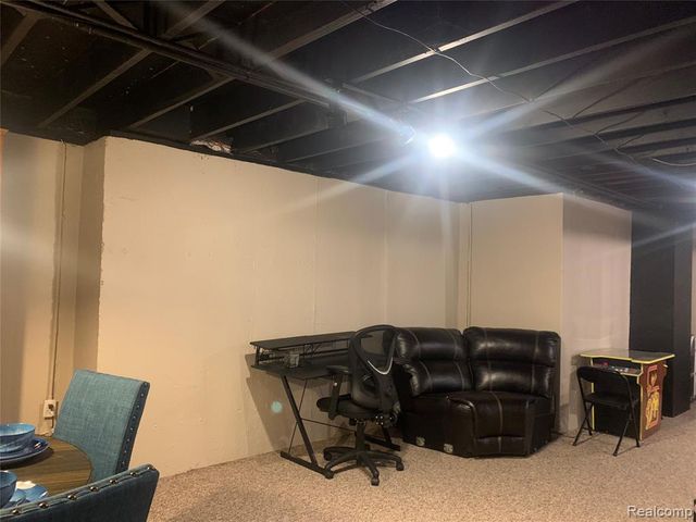 48711 Cross Creek Drive, Macomb, MI 48044