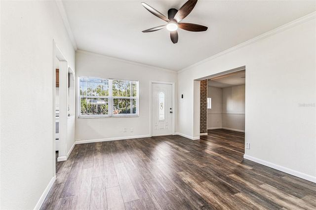 6219 N HALE AVENUE, Tampa, FL 33614