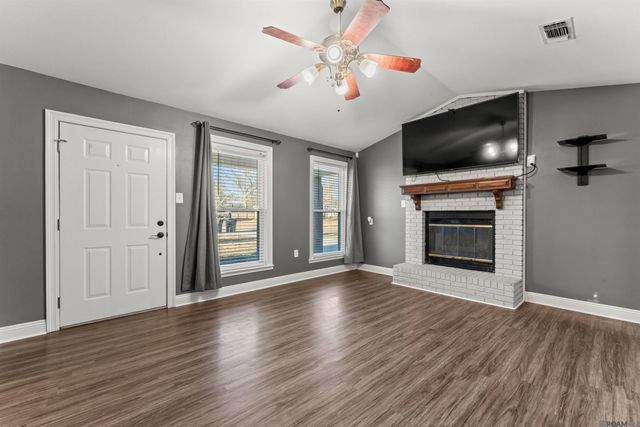 11232 Eva Mae Ct, Baton Rouge, LA 70818