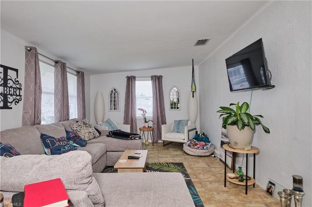 16820 Banyon, Fort Myers, FL 33980